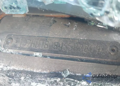 2004 Dodge Ram 1500 Slt/Laramie z USA, uszkodzony, nr VIN 1D7HU18D84S583809